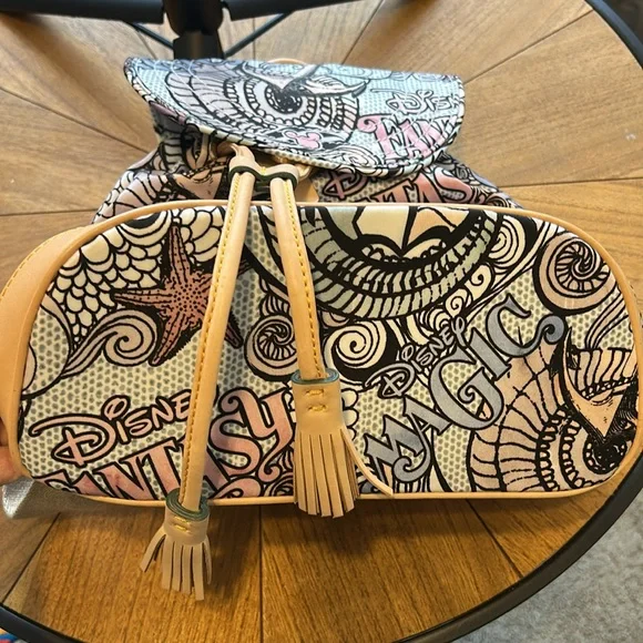 ❤️Wow, Super Rare.. Disney Dooney & Bourke Cruise line Nylon Backpack - Picture 14 of 16